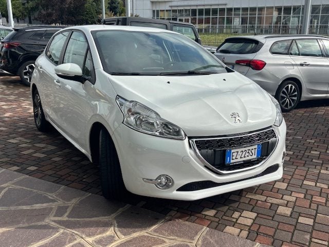Peugeot 208 1.4 8V HDi 68CV 5p. Active - foto 3 di 4