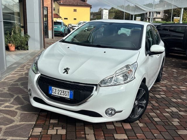 Peugeot 208 1.4 8V HDi 68CV 5p. Active - foto 2 di 4