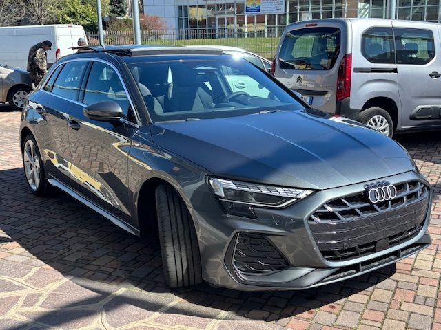 Audi A3 SPB TFSI 110 kW S tronic S line edition - foto 3 di 4