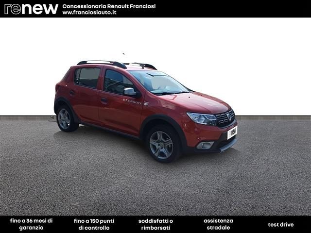 Dacia Sandero DCI 1500 90 CV Stepway OLD - foto 2 di 4