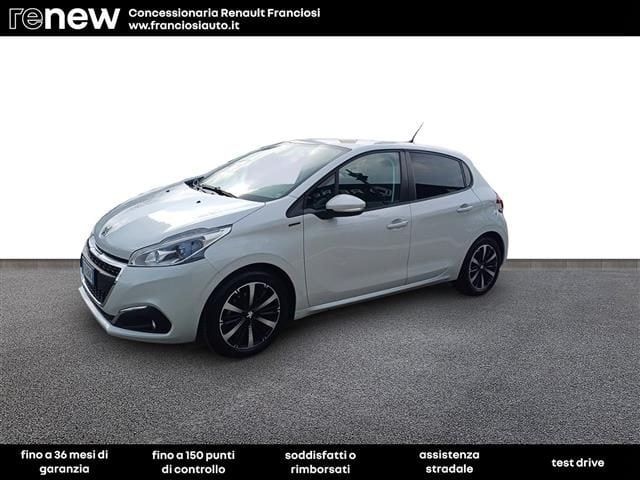 Peugeot 208 5 Porte 1.2 PureTech 82cv Signature S&S, del 2019, 89.097 km, in vendita a Mirandola (MO)