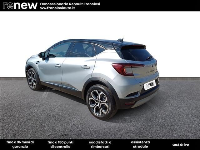 Renault Captur TCE 90 TECHNO - foto 3 di 4