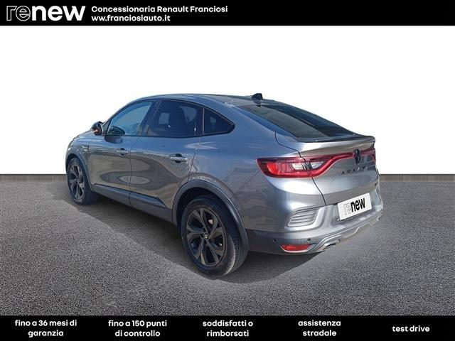 Renault Arkana E-Tech engineered fast track E-Tech full hybrid 14 - foto 4 di 4