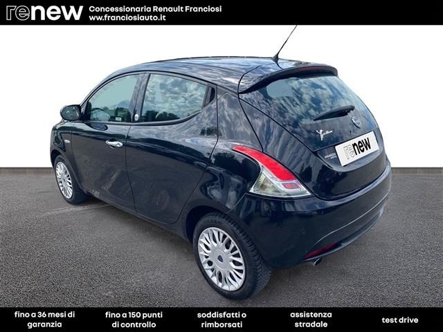 Lancia Ypsilon 5 Porte 1.2 Ecochic 69cv Gold my16 GPL - foto 3 di 4