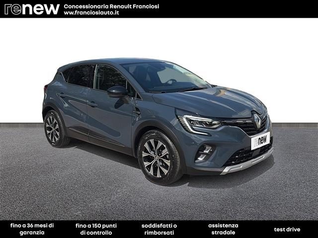 Renault Captur E-TECH Hybrid 145 TECHNO - foto 2 di 4