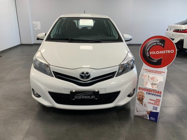 Toyota Yaris 1.0 Benzina Lounge 5 Porte - foto 2 di 4