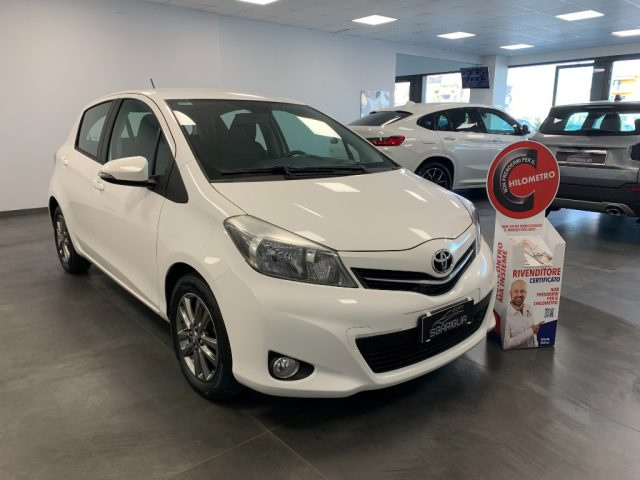Toyota Yaris 1.0 Benzina Lounge 5 Porte usato a QUALIANO