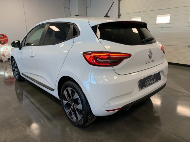 Renault Clio 1.5 Blue dCi Initiale Paris 5 Porte - foto 4 di 4
