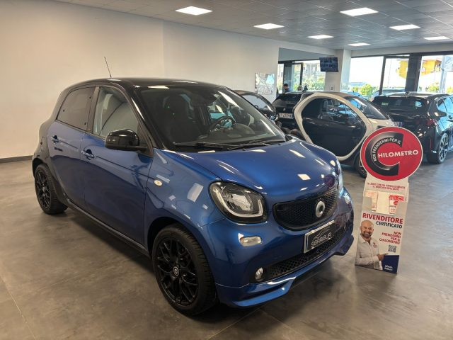 smart forFour 70 1.0 Automatico Tetto Supertech Edition Twinamic usato a QUALIANO