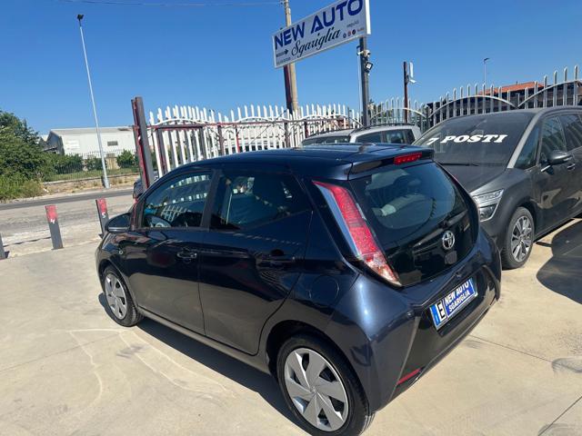 Toyota Aygo 1.0 VVT-i 69 CV 5 porte x-play - foto 4 di 4