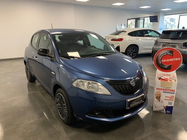 Lancia Ypsilon 1.0 Benzina Hybrid Ecochic Gold 5 Porte usato a QUALIANO