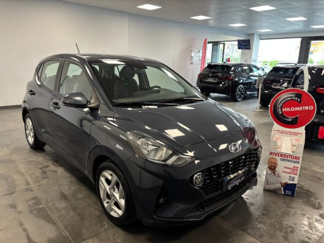 Hyundai i10 1.0 Benzina Tech Full Optional usato a QUALIANO