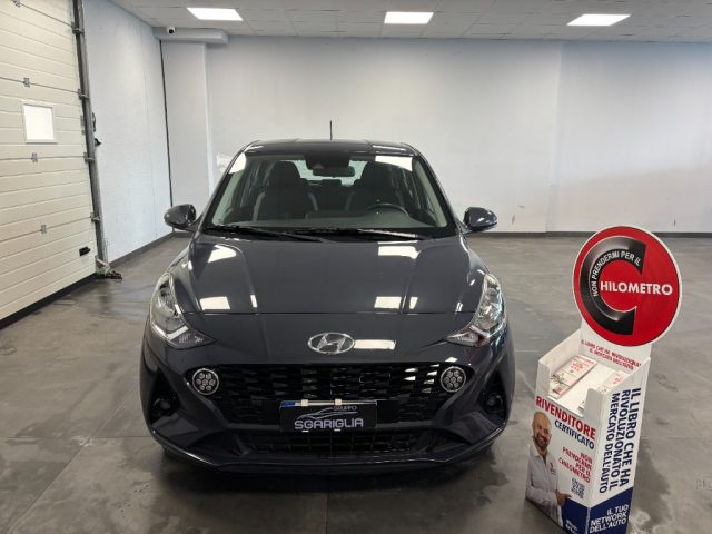 Hyundai i10 1.0 Benzina Tech Full Optional - foto 2 di 4