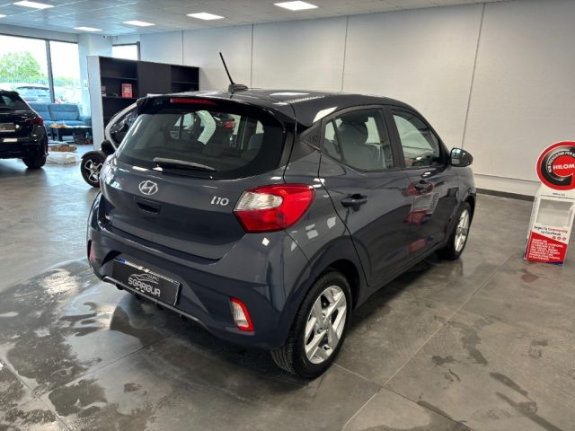 Hyundai i10 1.0 Benzina Tech Full Optional - foto 4 di 4