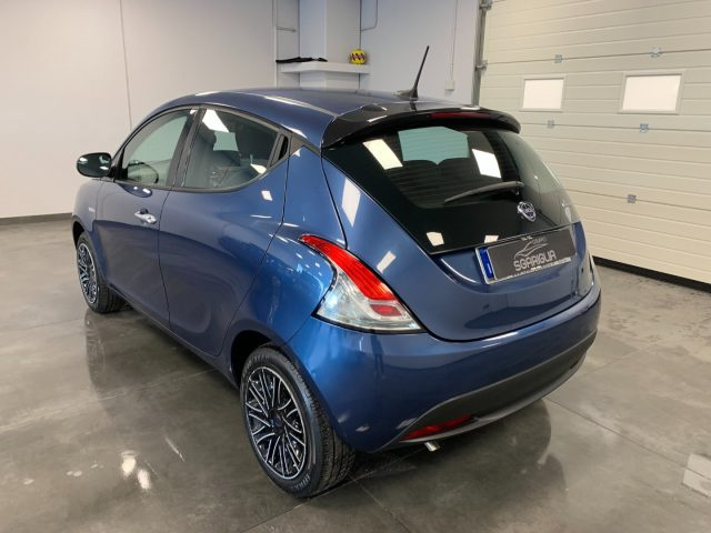 Lancia Ypsilon 1.0 Benzina Hybrid Ecochic Gold 5 Porte - foto 4 di 4