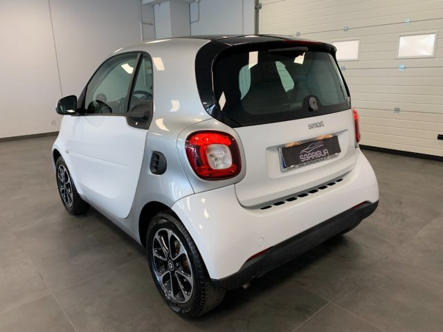 smart forTwo 1.0 twinamic Automatico Tetto Panoramico - foto 4 di 4