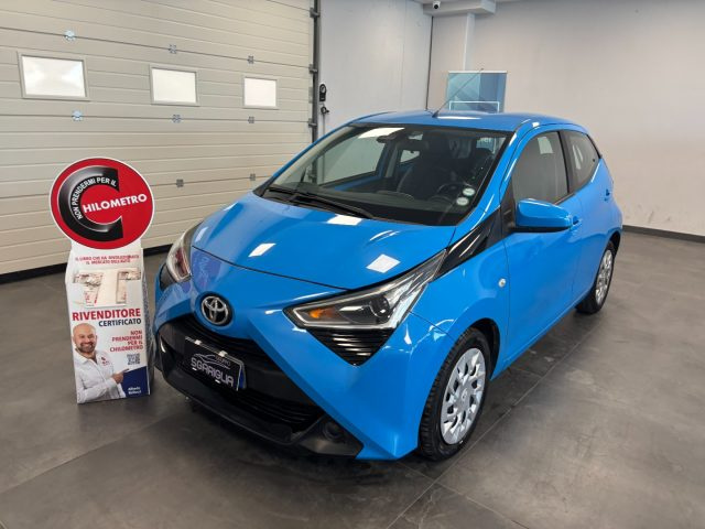 Toyota Aygo Automatica MMT 1.0 Benzina 5 Porte x-business - foto 3 di 4