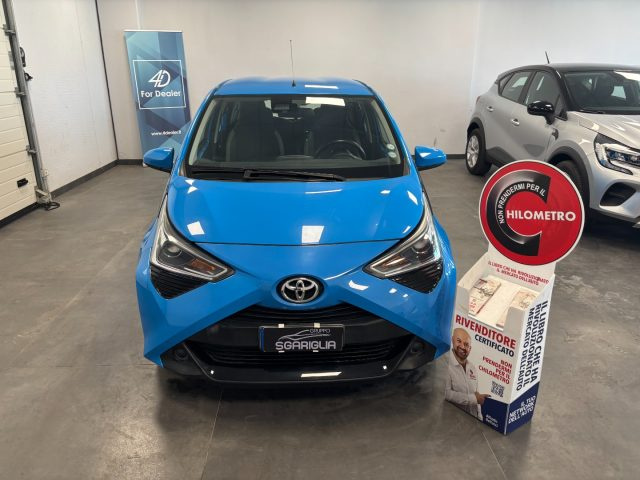 Toyota Aygo Automatica MMT 1.0 Benzina 5 Porte x-business - foto 2 di 4