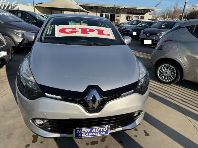 Renault Clio 1.2 75CV GPL 5 porte Wave - foto 3 di 4