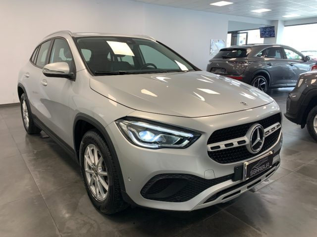 Mercedes-Benz GLA 180 d Automatico Sport Plus usato a QUALIANO