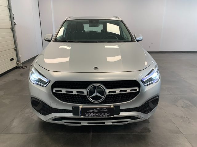 Mercedes-Benz GLA 180 d Automatico Sport Plus - foto 2 di 4