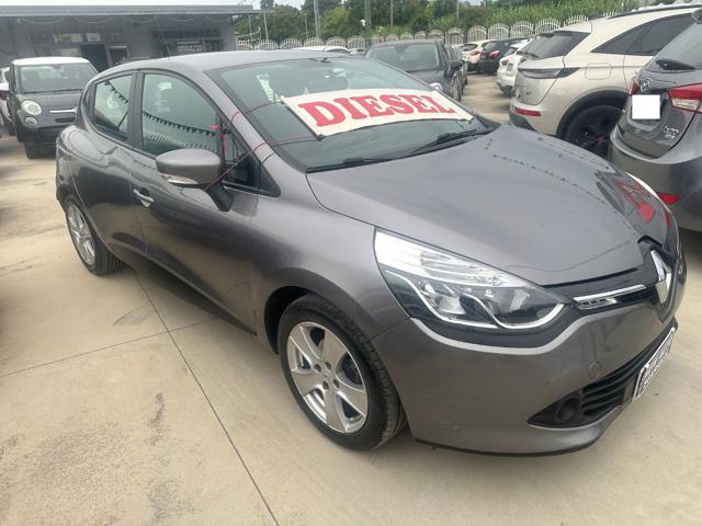 Renault Clio 1.5 dCi 8V 75CV 5 porte Costume National usato a QUALIANO
