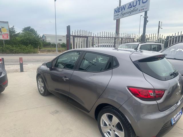 Renault Clio 1.5 dCi 8V 75CV 5 porte Costume National - foto 4 di 4