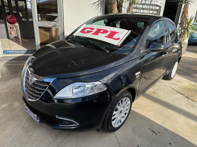 Lancia Ypsilon 1.2 5p.S&S Gold Imp.Gpl nuovo - foto 3 di 4