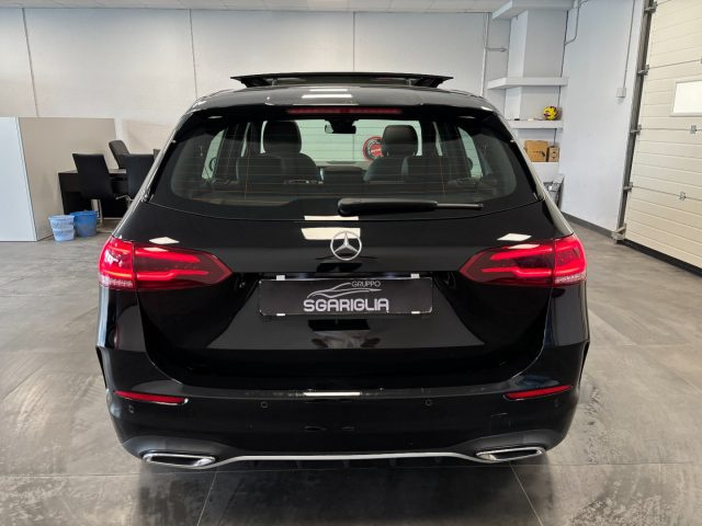 Mercedes-Benz B 180 d Tetto Apribile AMG Premium Automatico - foto 4 di 4