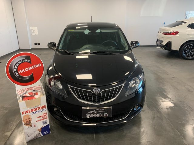 Lancia Ypsilon 1.0 Benzina Hybrid Ecochic Gold 5 Porte - foto 2 di 4