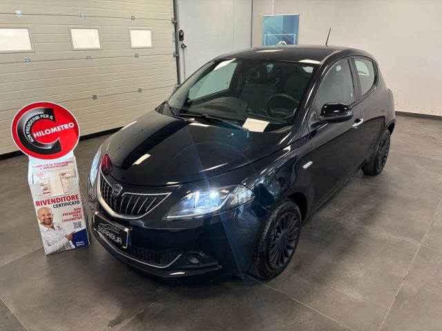 Lancia Ypsilon 1.0 Benzina Hybrid Ecochic Gold 5 Porte - foto 3 di 4