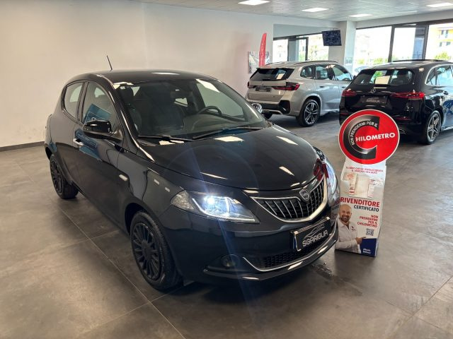 Lancia Ypsilon 1.0 Benzina Hybrid Ecochic Gold 5 Porte usato a QUALIANO