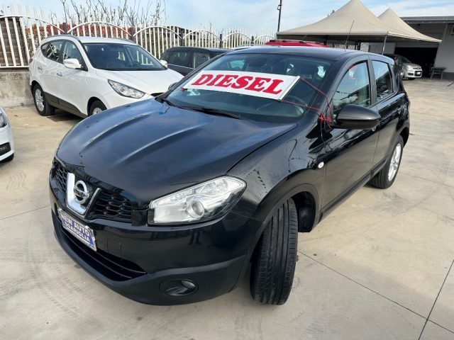 Nissan Qashqai 1.5 dCi DPF Tekna - foto 2 di 4