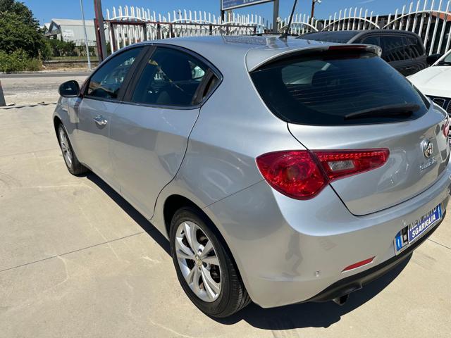 Alfa Romeo Giulietta 1.6 JTDm-2 105 CV Exclusive - foto 4 di 4