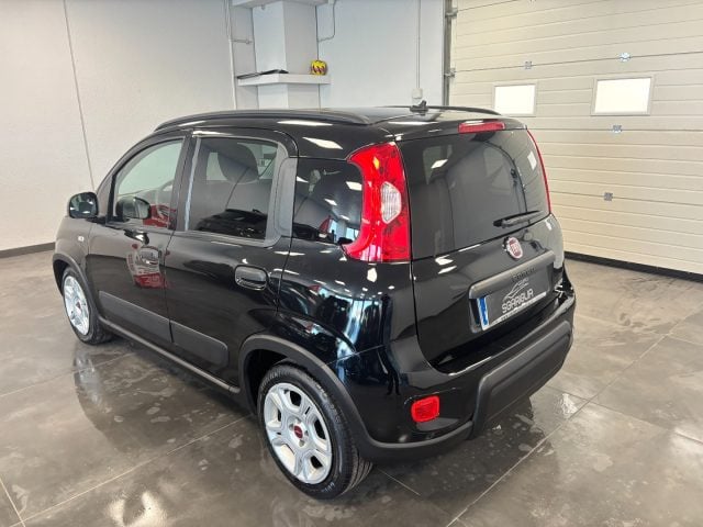 Fiat Panda 1.0 Benzina Hybrid City Life - foto 4 di 4
