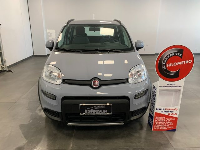 Fiat Panda 1.0 Benzina Hybrid City Life - foto 2 di 4