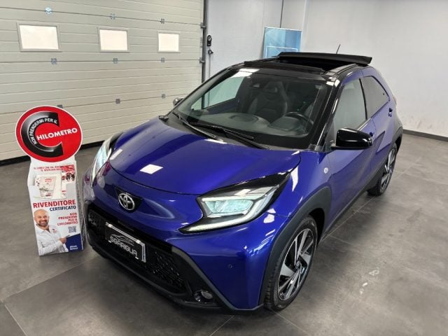 Toyota Aygo X 1.0 Cabrio Air Lounge 5 Porte - foto 3 di 4