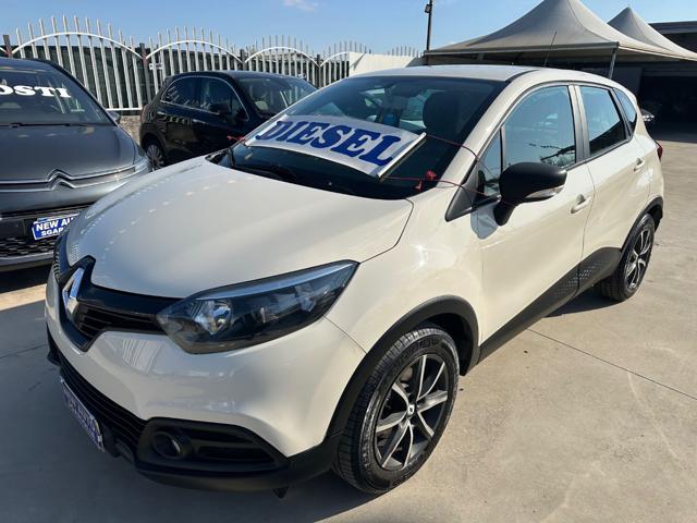 Renault Captur 1.5 dCi 8V 90 CV Start&Stop Wave - foto 2 di 4