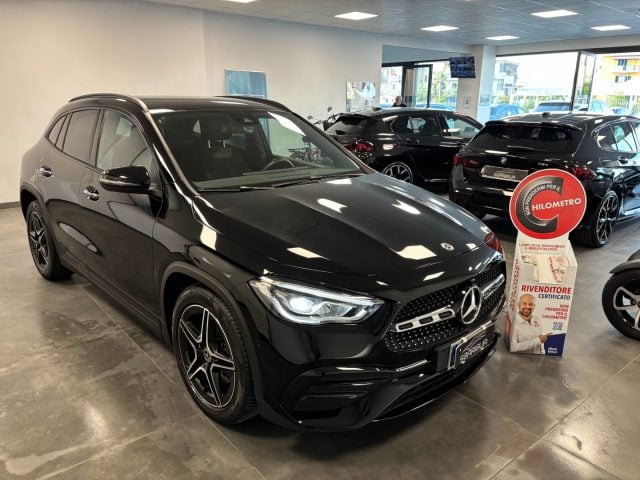 Mercedes-Benz GLA 180 d AMG Premium Automatico usato a QUALIANO