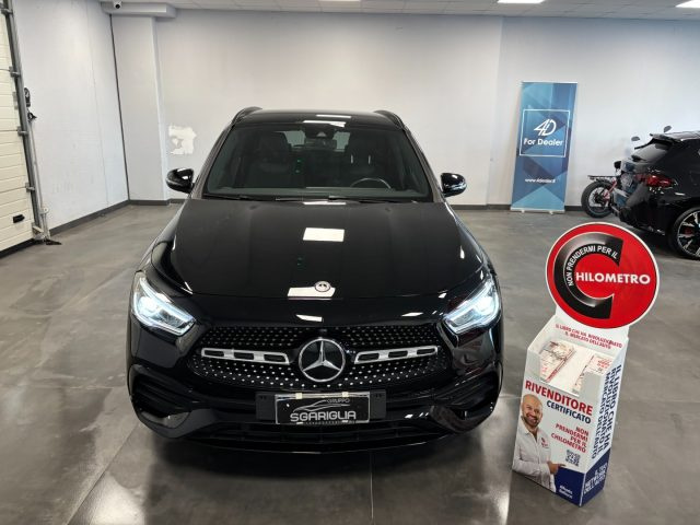 Mercedes-Benz GLA 180 d AMG Premium Automatico - foto 2 di 4