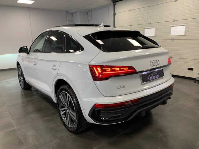 Audi Q5 SPB Tetto Apribile Sportback S Line Quattro 40 TDI - foto 4 di 4
