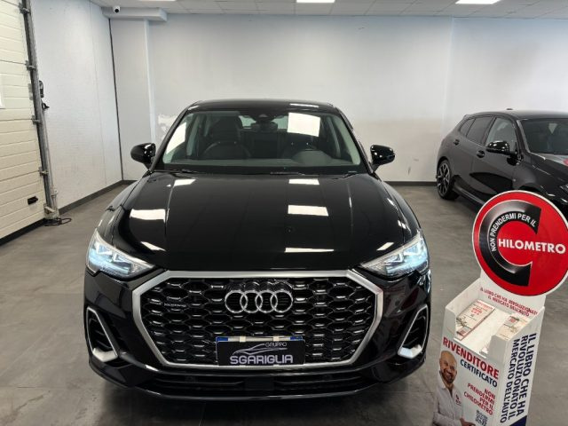 Audi Q3 SPB Sportback 4x4 Quattro S Line S Tronic 35 TDI - foto 2 di 4