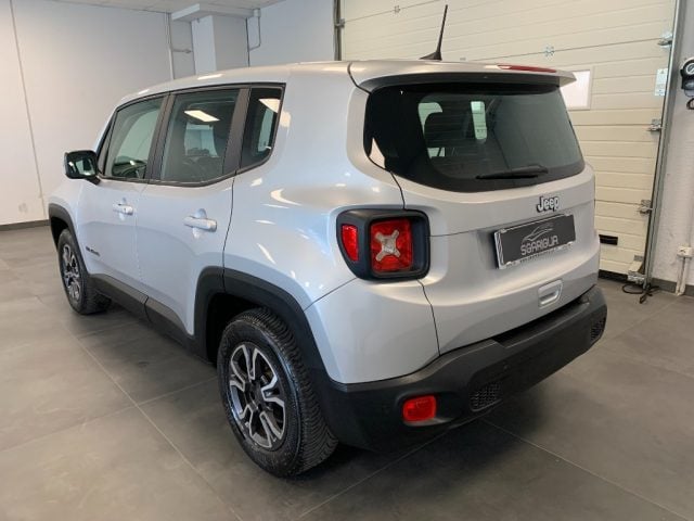 Jeep Renegade 1.6 Mjt DDCT Automatico Business - foto 4 di 4