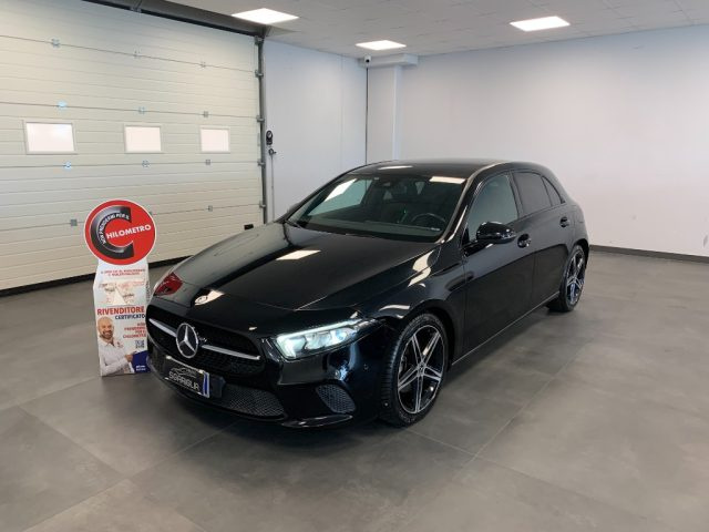 Mercedes-Benz A 180 d Premium StraFull Automatico - foto 3 di 4