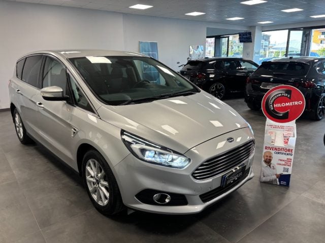 Ford S-Max Automatico 7 Posti Powershift Titanium 2.0 TDCi, del 2017, 189.000 km, in vendita a Qualiano (NA)