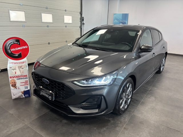 Ford Focus 1.0 Benzina Hybrid ST-Line X 5 Porte - foto 3 di 4