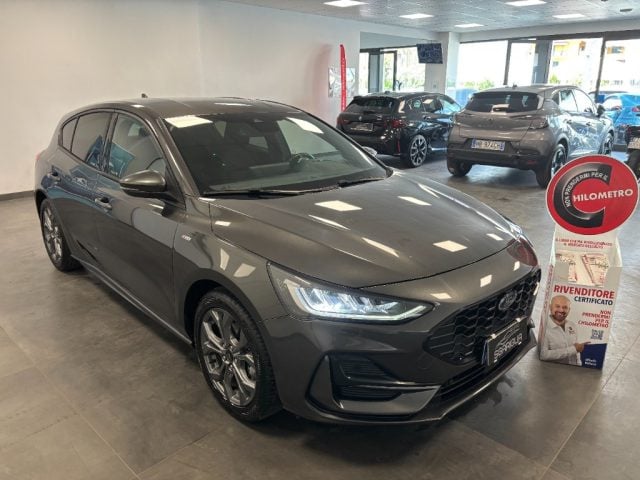 Ford Focus 1.0 Benzina Hybrid ST-Line X 5 Porte usato a QUALIANO