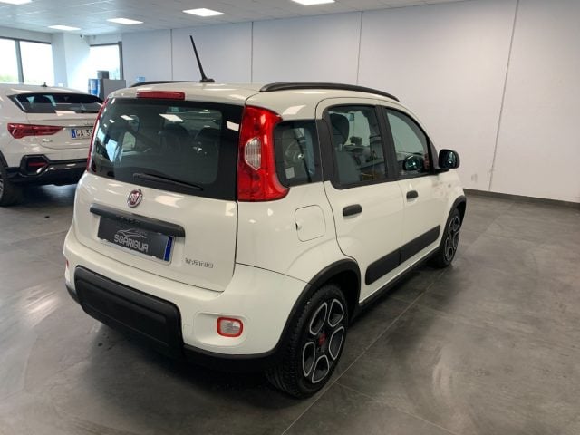 Fiat Panda 1.0 Benzina Hybrid City Life - foto 4 di 4
