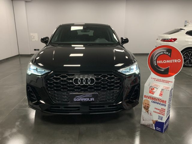 Audi Q3 SPB Sportback S Line Edition S tronic 35 TDI - foto 2 di 4