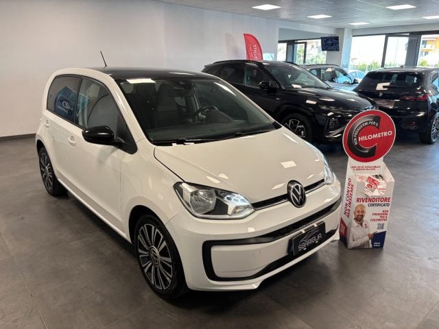Volkswagen up! 1.0 Benzina EVO color up! BlueMotion Technology, del 2021, 103.372 km, in vendita a Qualiano (NA)